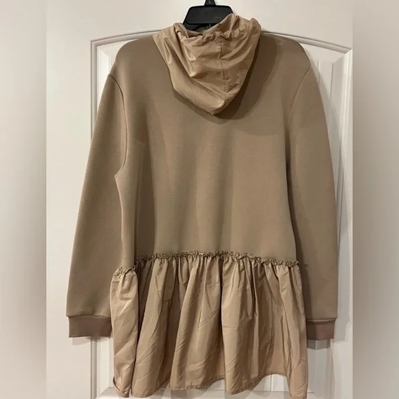 Size medium - French Scuba Hoodie in taupe - ruffled hem- new with tags - Picture 2 of 5